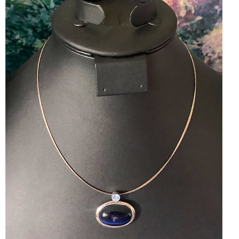 Vintage Express Black Stone Choker Necklace, in Silver tone, Stamped